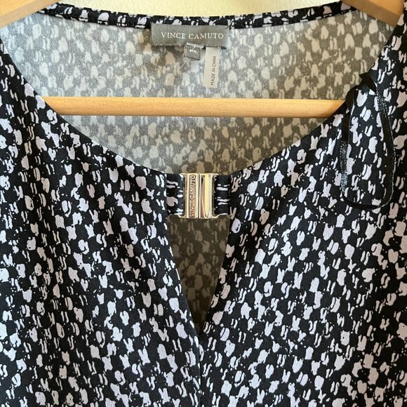 Vince Camuto Womens Size S Petite Keyhole Neckline - Picture 3 of 5